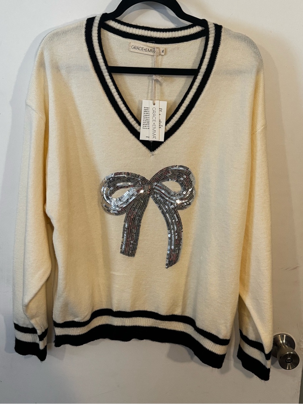 Grace + Emma Cream V-Neck Sweater with Sequined Bow